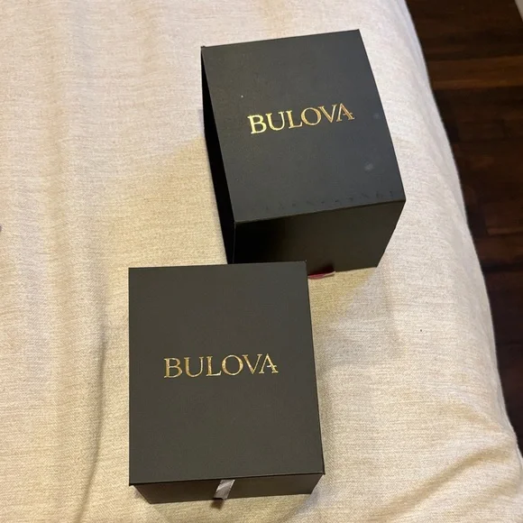 Bulova | Accessories | Bulova Black Box With Gold Logo  display picture 1